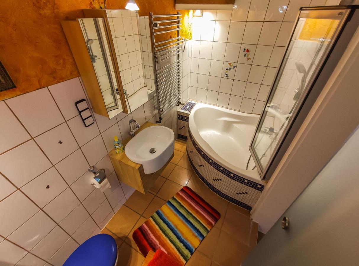 Apartment Ferienwohnung Cologne